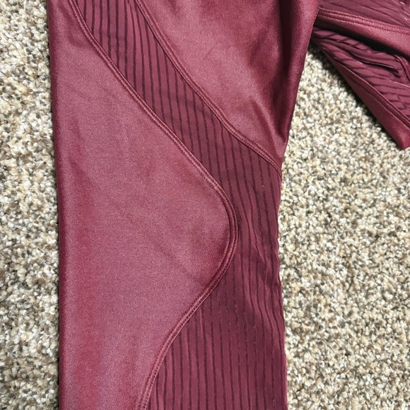 Fabletics Women’s Small Burgundy Leggings - Picture 10 of 10